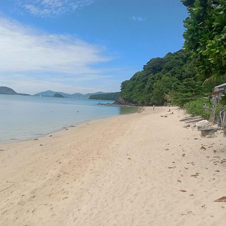 Panwa Beach Side Beachfront Phuket Екстериор снимка