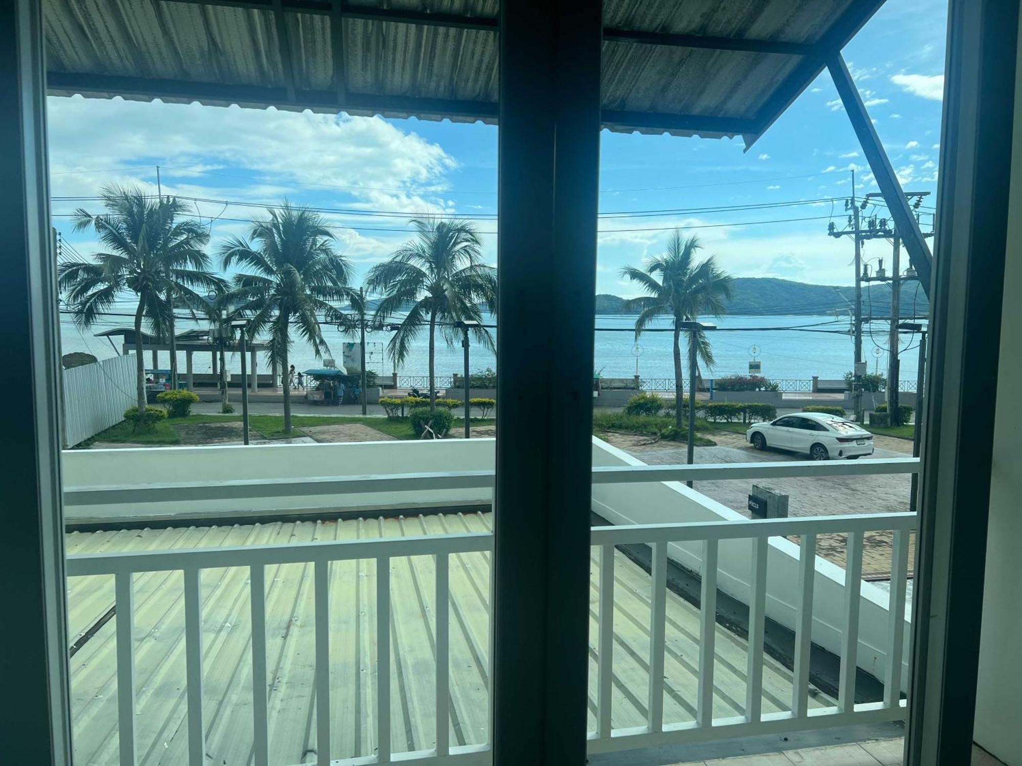 Panwa Beach Side Beachfront Phuket Екстериор снимка