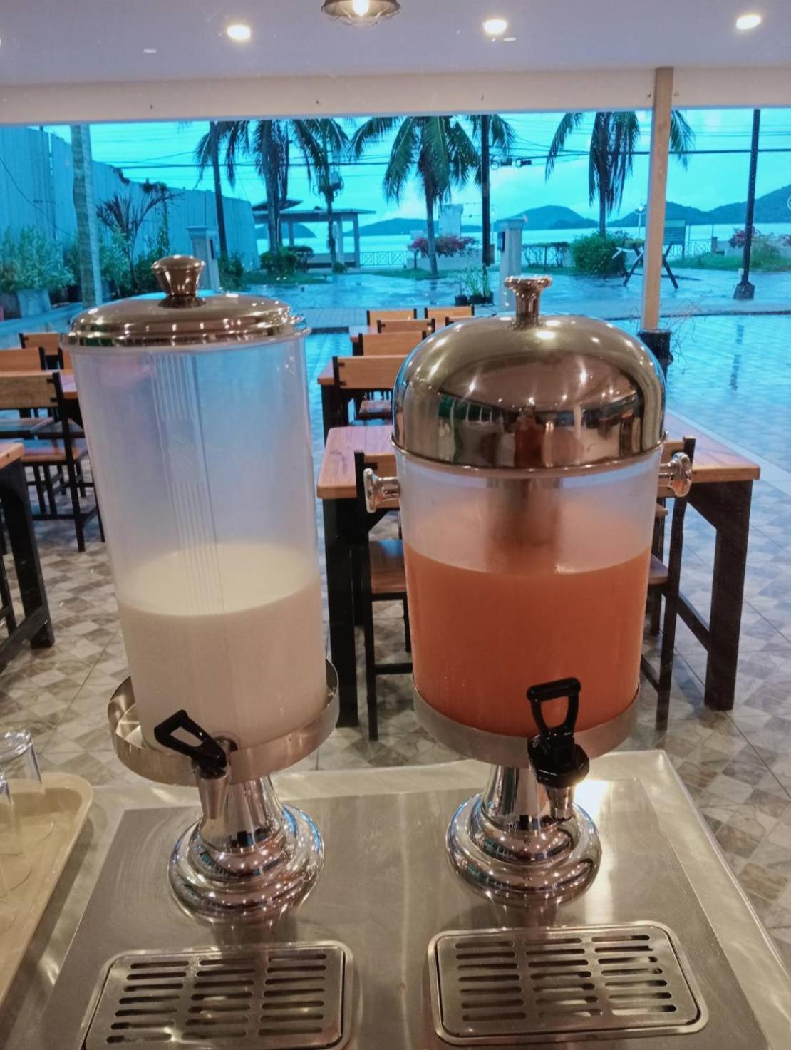 Panwa Beach Side Beachfront Phuket Екстериор снимка